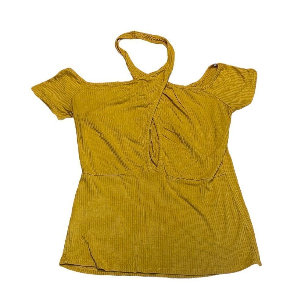 Twisted Halter Crop Top, gold ribbed knit summer shirt